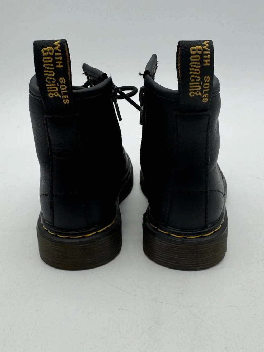 Dr. Martens ** dr